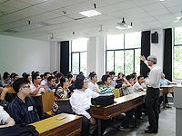 Graduate Programme Information Session:Prof. Wing Wong, Dean of Graduate School provides students with information about CUHK’s graduate programmes